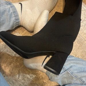 MIA Black Heeled Boots Sleek Minimalist Design